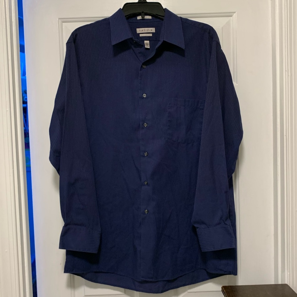 Van Heusen Classic Fit Satin Stripe Dress Shirt - Picture 1 of 4